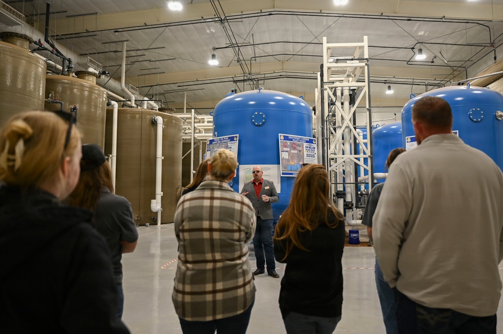 Clovis Leadership Course tours the Steadfast Line