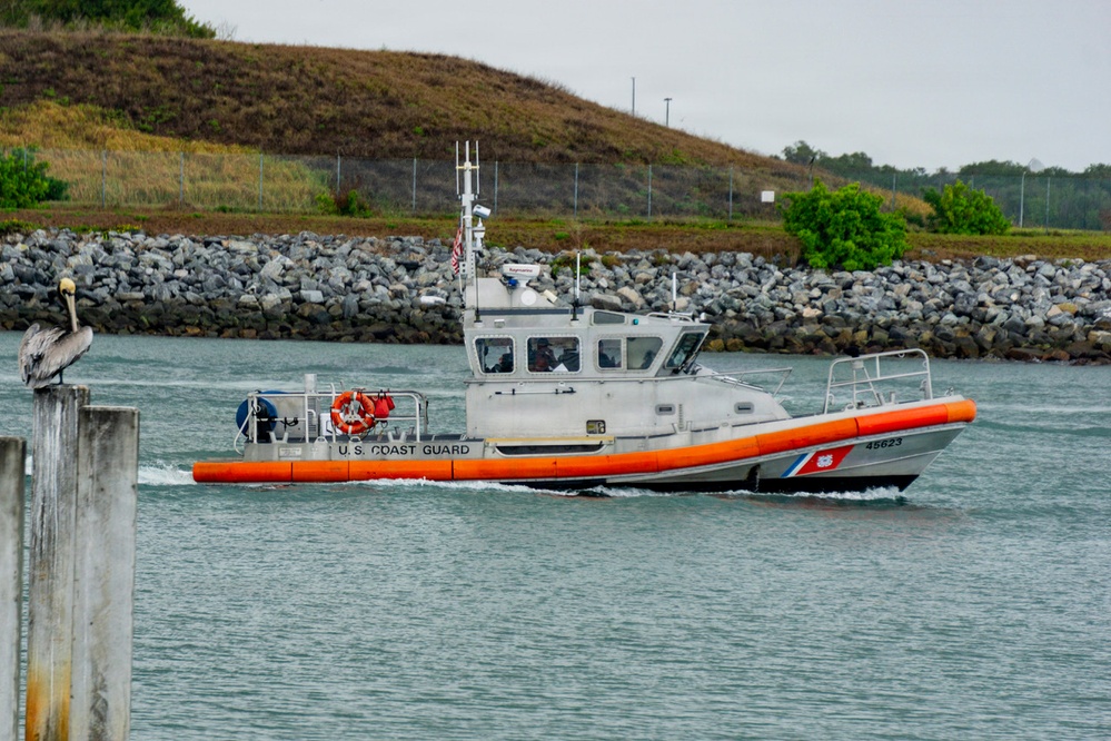 Coast Guard Auxiliary promotes safe boating during NASA Artemis II launch