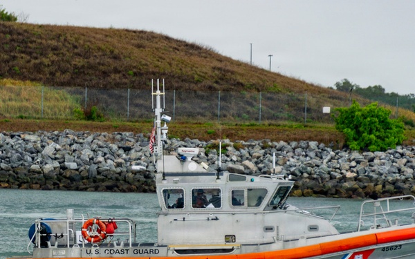 Coast Guard Auxiliary promotes safe boating during NASA Artemis II launch
