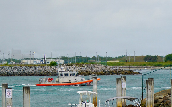 Coast Guard Auxiliary promotes safe boating during NASA Artemis II launch