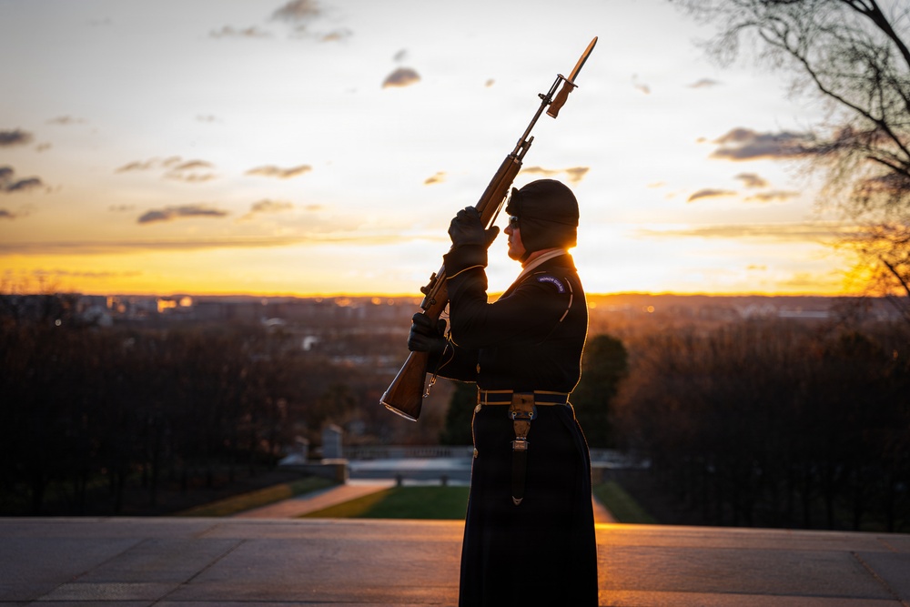 Sunrise at The Tomb of the Unknown Soldier