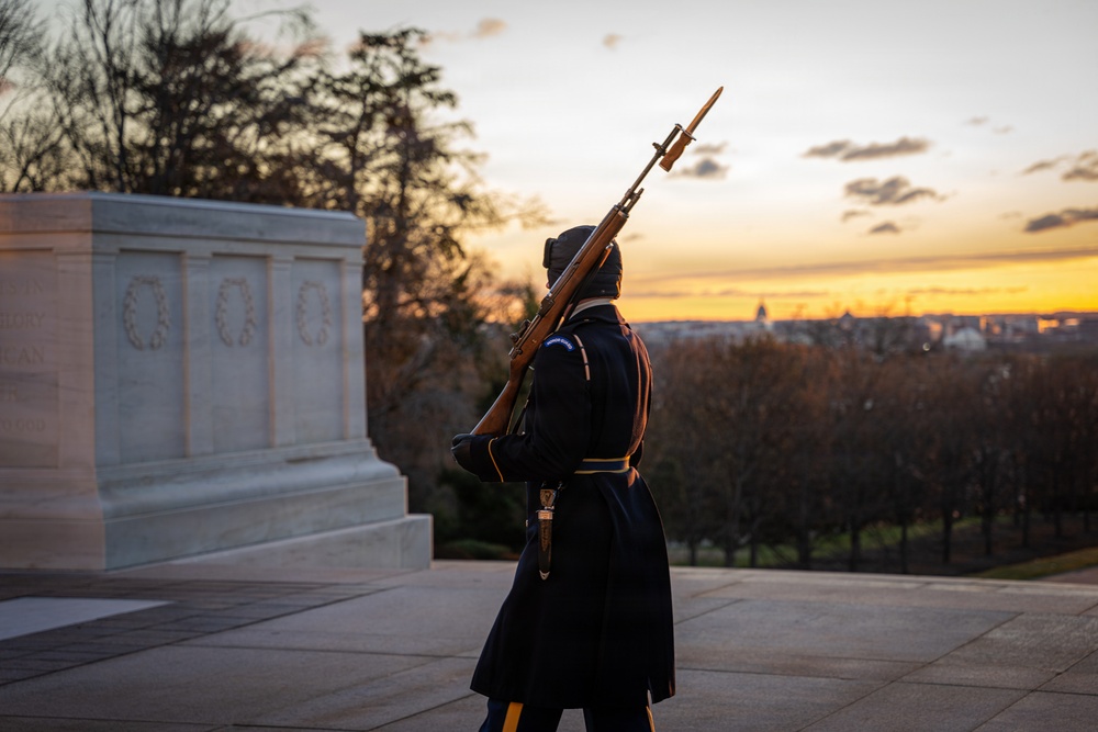 Sunrise at The Tomb of the Unknown Soldier