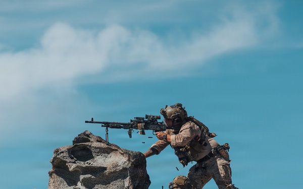 U.S. Marine Raiders Execute a CALFEX