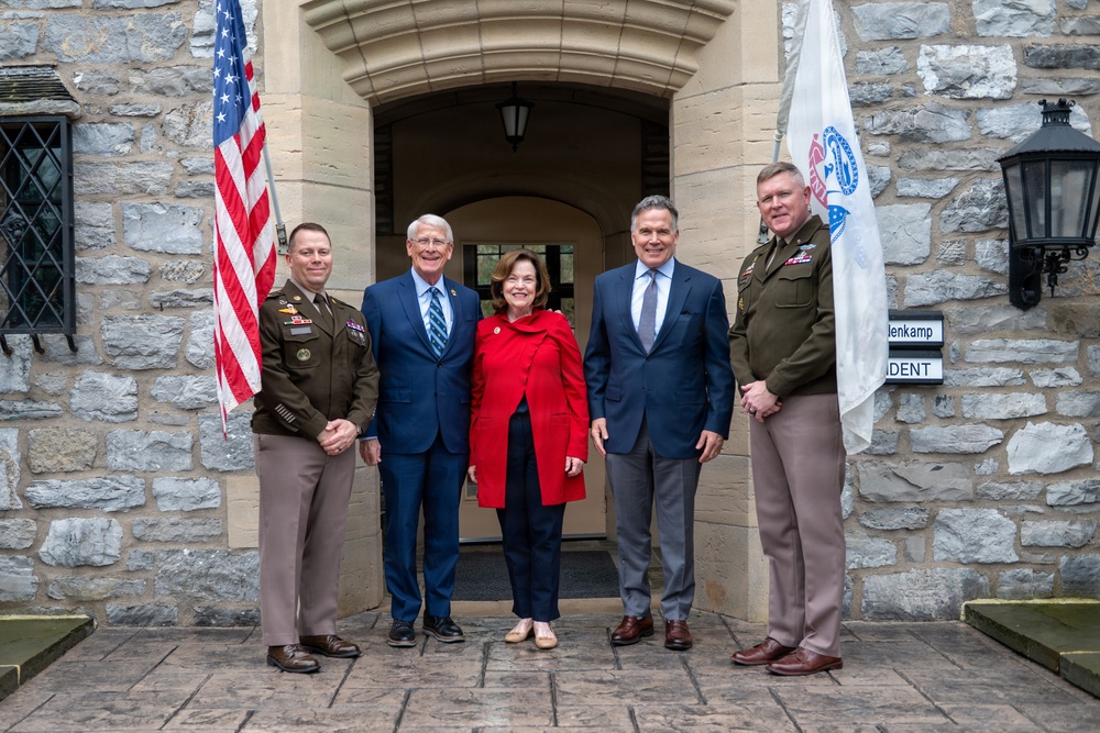 Army University dedicates building to Fox Conner