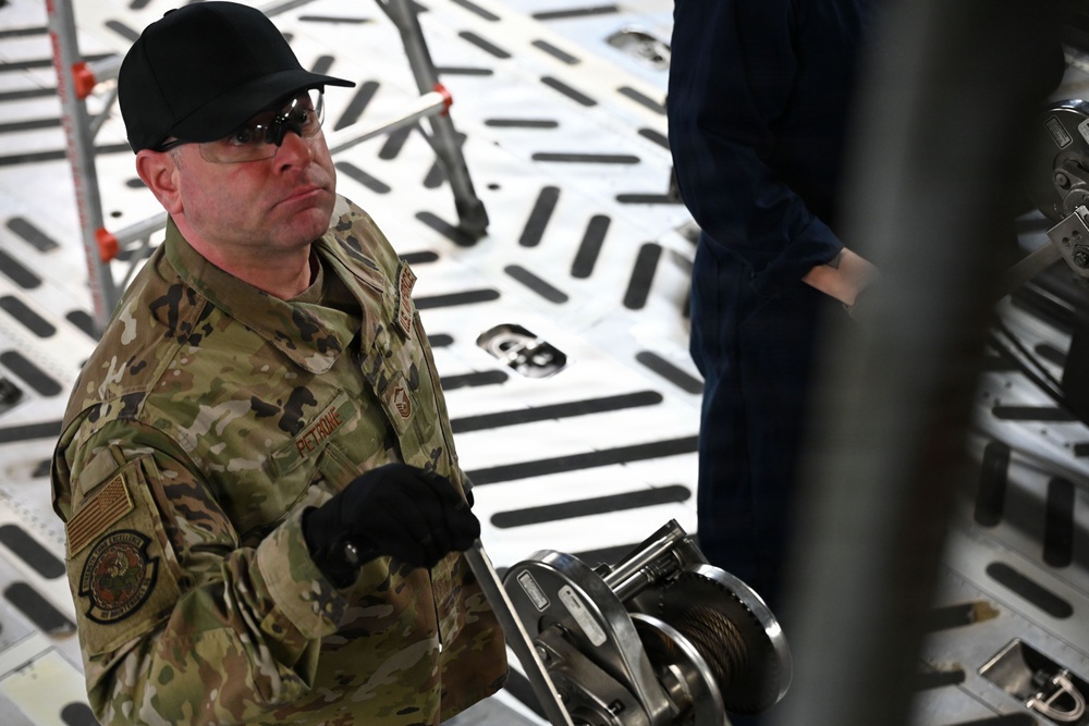 105th AW completes rare C-17 fuel tank repair