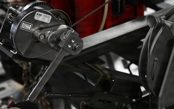 105th AW completes rare C-17 fuel tank repair