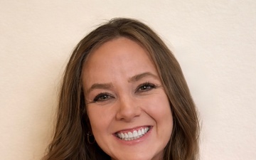 Turning service into belonging: Local spouse earns dual honors as Armed Forces Insurance Spouse of the Year and Kentucky Colonel