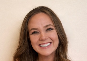 Turning service into belonging: Local spouse earns dual honors as Armed Forces Insurance Spouse of the Year and Kentucky Colonel