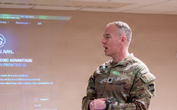 361st TPASE commander leads AI in Army public affairs operations class