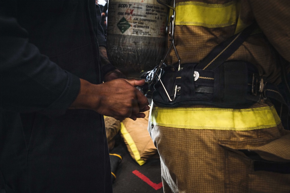 Ronald Reagan Sailors Participate in Firefighting 8010 Drill