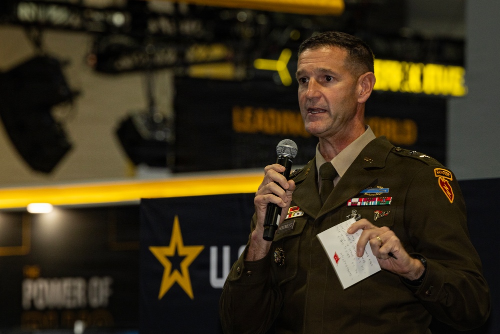 25th ID Hosts Transformation in Contact Panel at AUSA