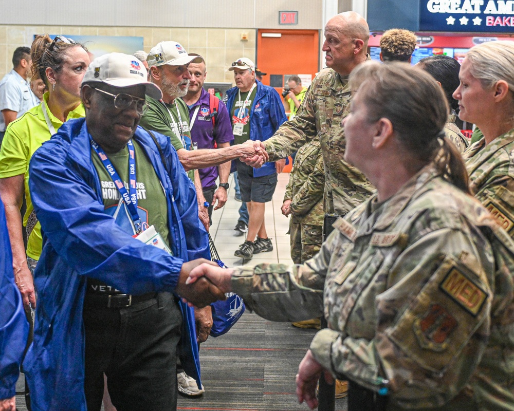 A Long Overdue Welcome Home: Airmen Honor Veterans at St. Louis Honor Flight