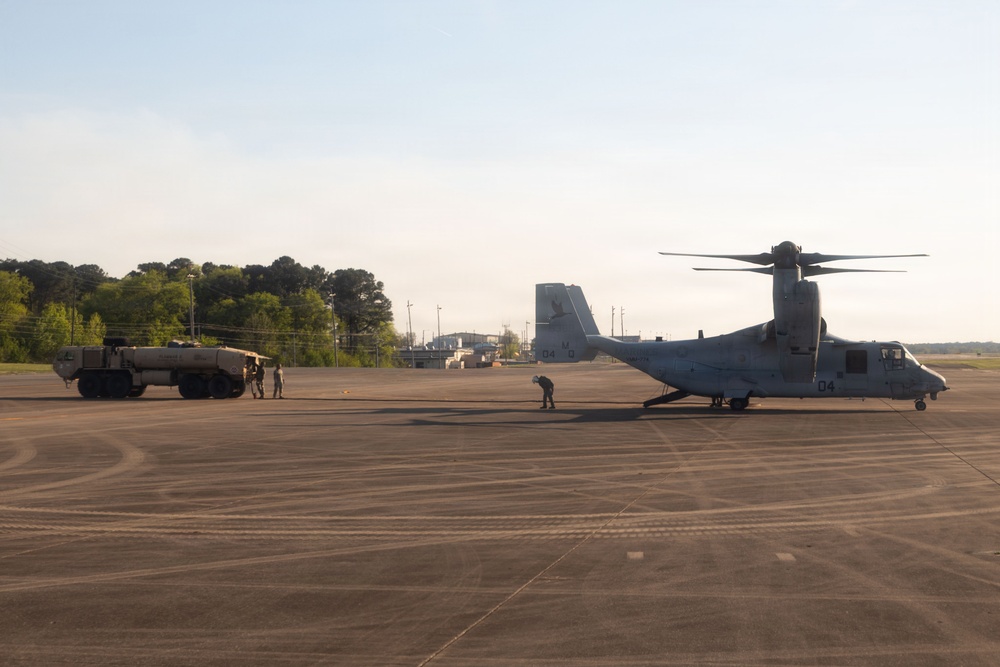 4th Marine Aircraft Wing Conducts Flight Operations with 101st Airborne Division