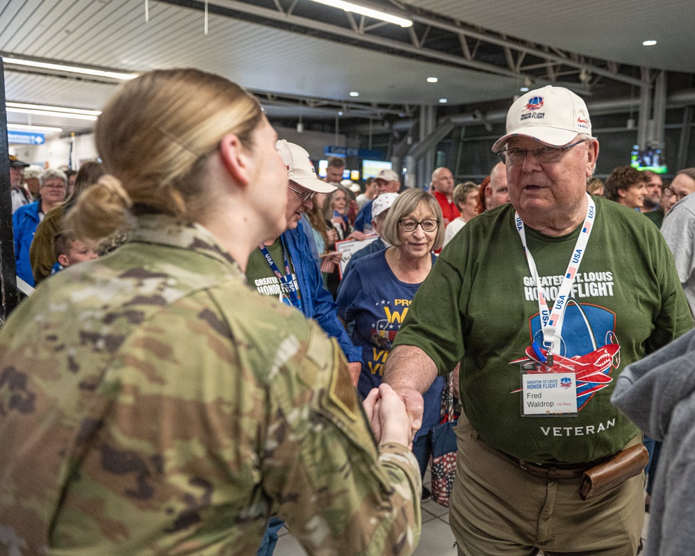 A Long Overdue Welcome Home: Airmen Honor Veterans at St. Louis Honor Flight