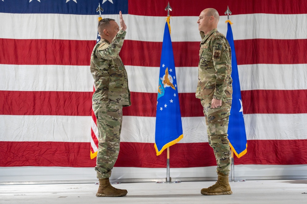Minot AFB hosts Defense Threat Reduction Agency director