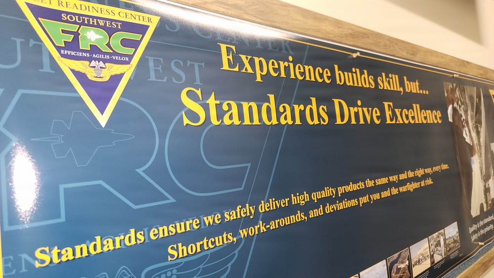 Fleet Readiness Center Southwest (FRCSW) hosts members of COMNAVSURFPAC