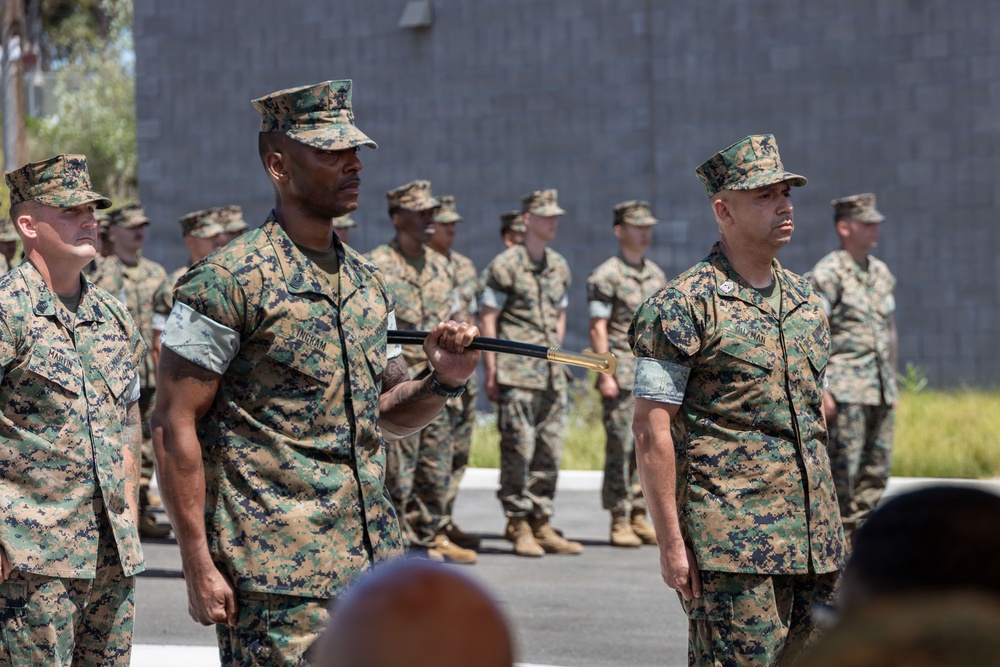 I MIG relief and appointment ceremony