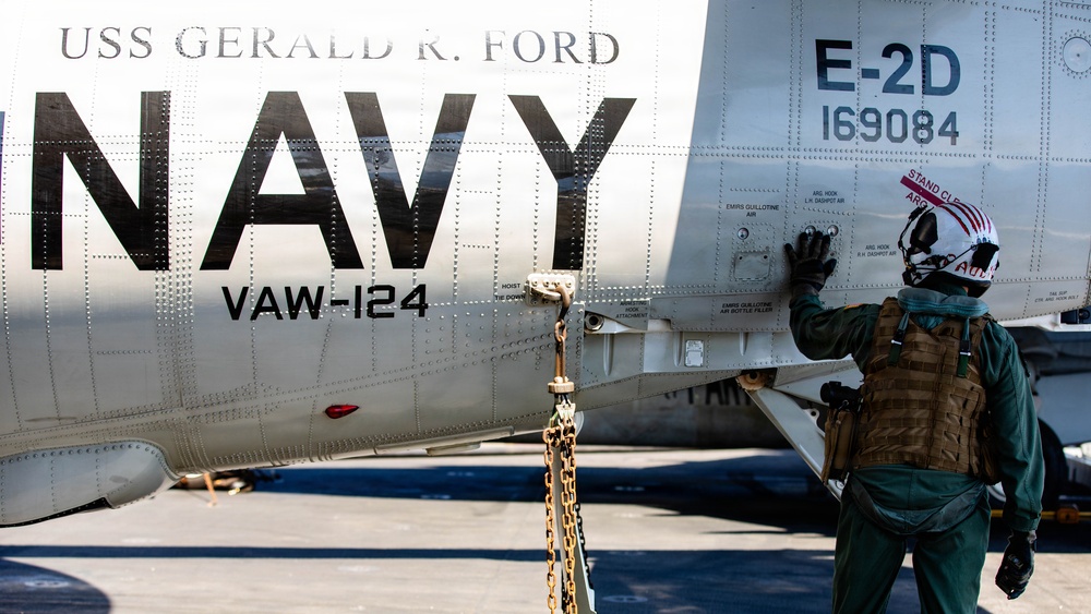 CSG-12 Flight Deck Operations