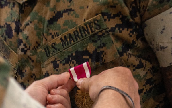 I MIG relief and appointment ceremony