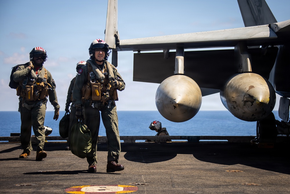 CSG-12 Flight Deck Operations