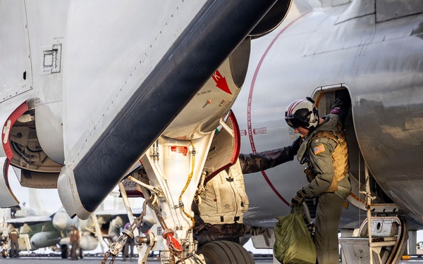 CSG-12 Flight Deck Operations