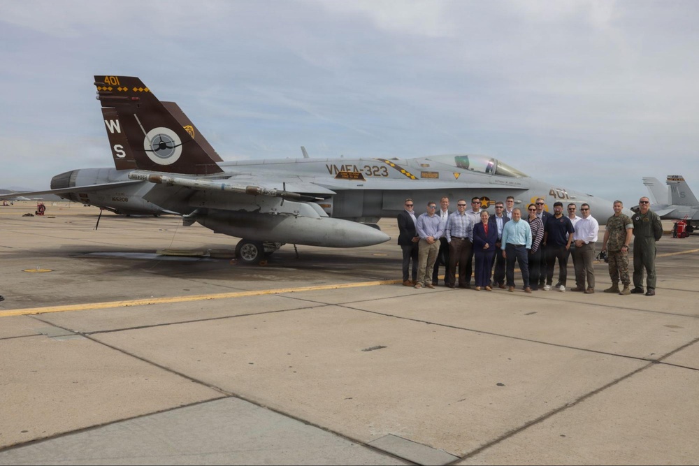 3rd MAW Hosts Students from Dwight D Eisenhower School