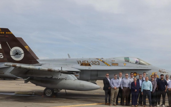 3rd MAW Hosts Students from Dwight D Eisenhower School