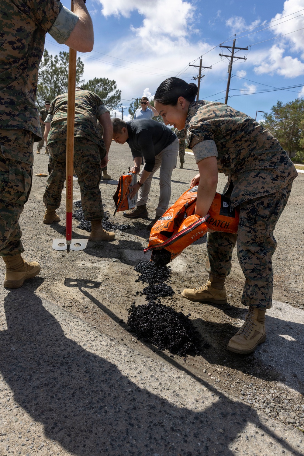 Under Secretary of the Navy visits Marines during Operation Clean Sweep IV