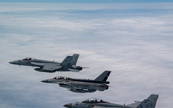 Chile Conducts Bi-Lateral Maritime Engagement with U.S. Navy