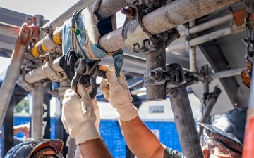 The Rigger's Crucible: How Hands-On Training Builds a Professional