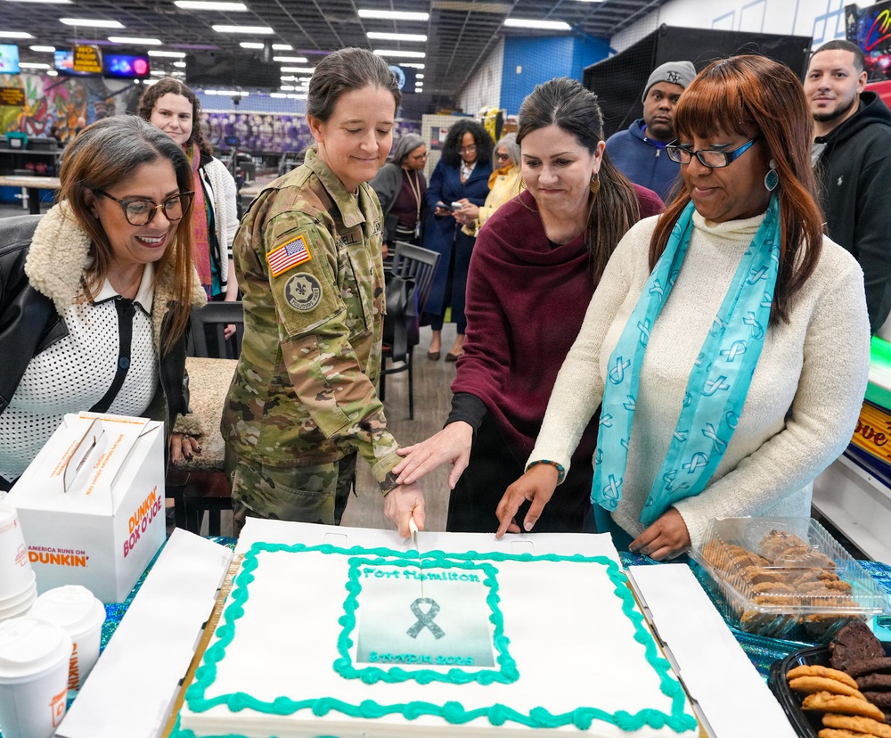 Fort Hamilton SHARP hosts SAAPM cake‑cutting event