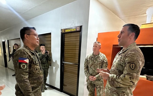 The Backbone of the Alliance: U.S. and Philippine Senior NCOs Foster Future Leaders