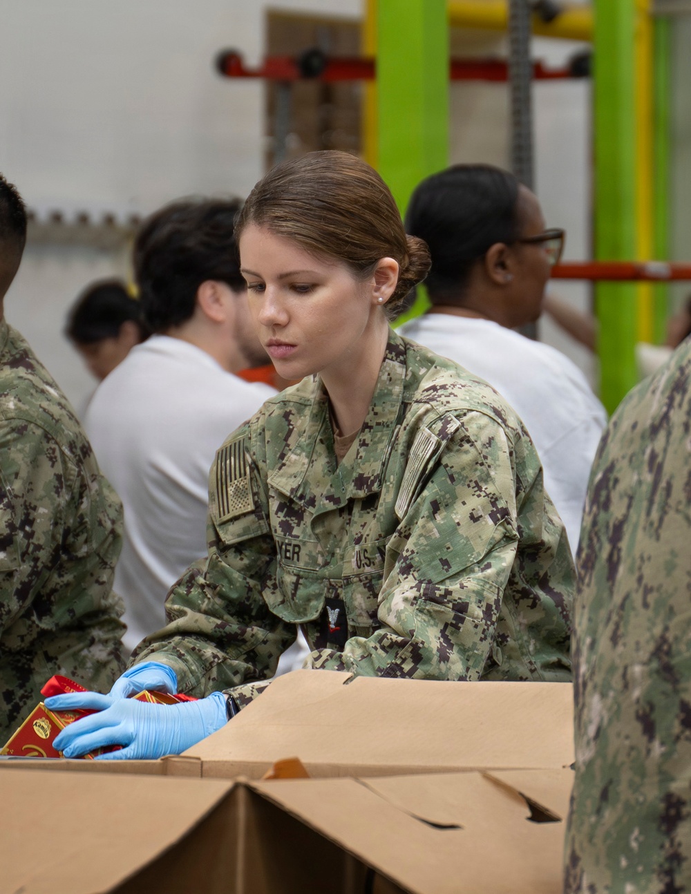 Sailors Volunteer during Fleet Week Houston 2026