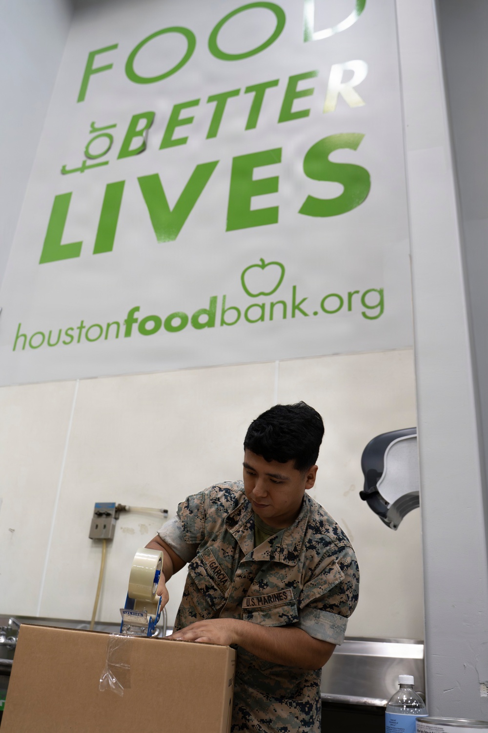 Sailors Volunteer during Fleet Week Houston 2026