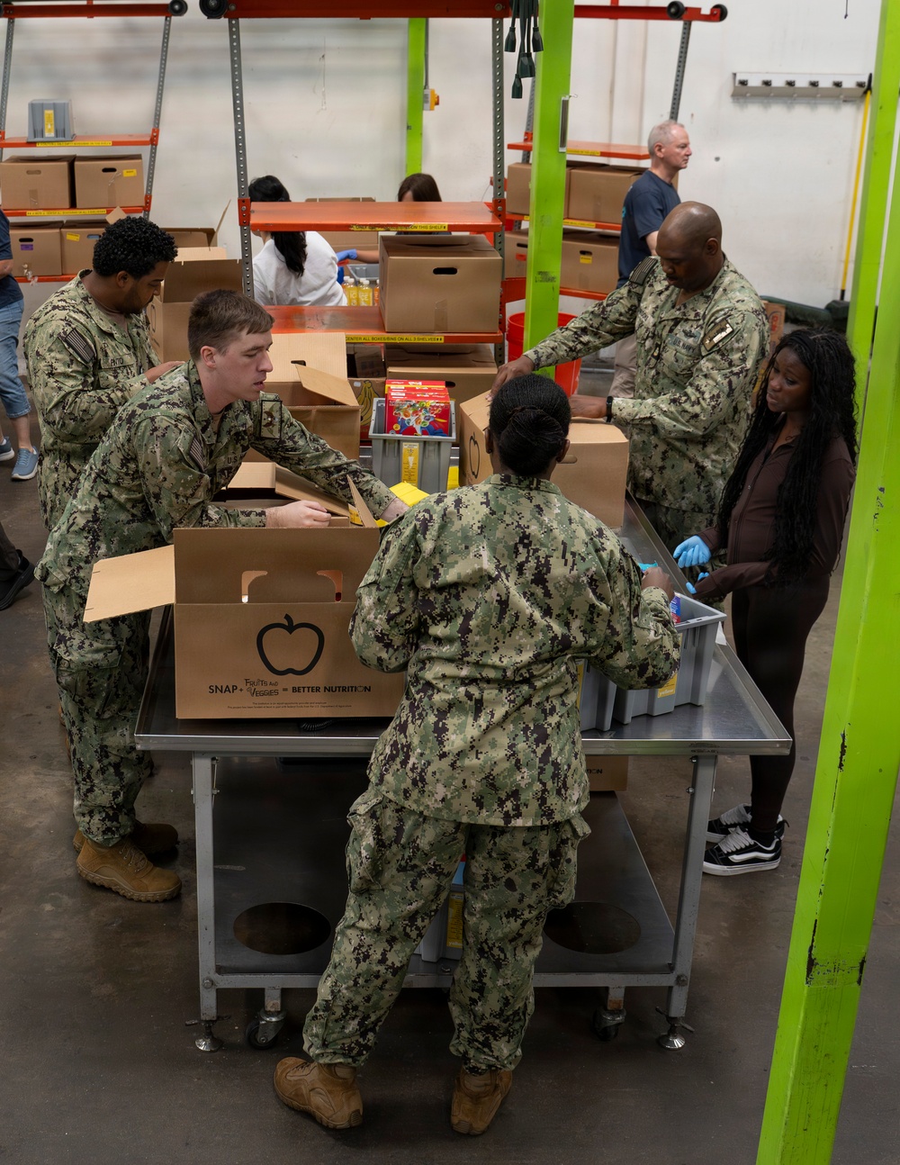 Sailors Volunteer during Fleet Week Houston 2026