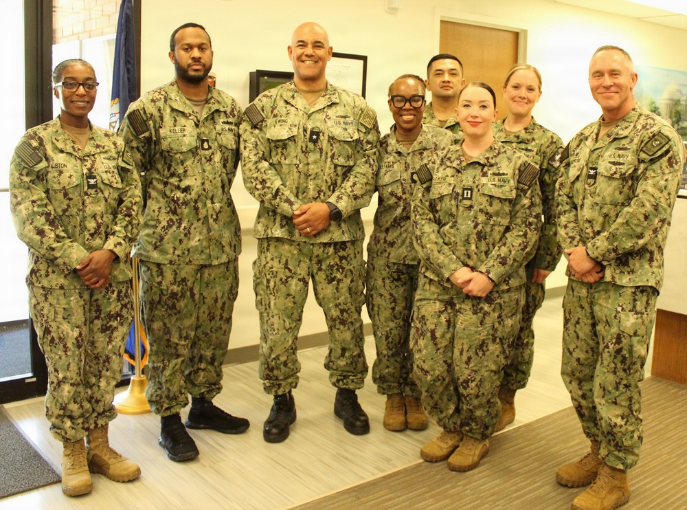 Indian Head Clinic Leadership Hosts DHA-NCR Director