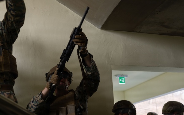 KMEP 26.1 |12th LCT’s Charlie Company Execute Urban Training