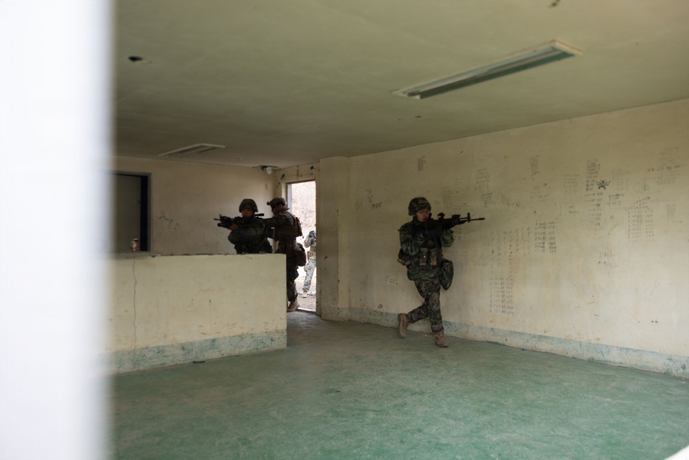 KMEP 26.1 |12th LCT’s Charlie Company Execute Urban Training