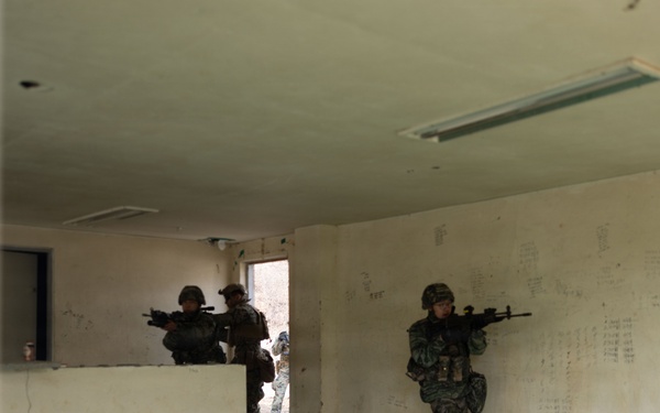 KMEP 26.1 |12th LCT’s Charlie Company Execute Urban Training