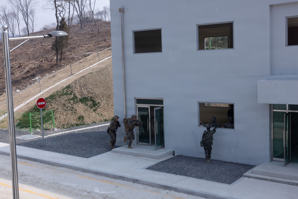 KMEP 26.1 |12th LCT’s Charlie Company Execute Urban Training