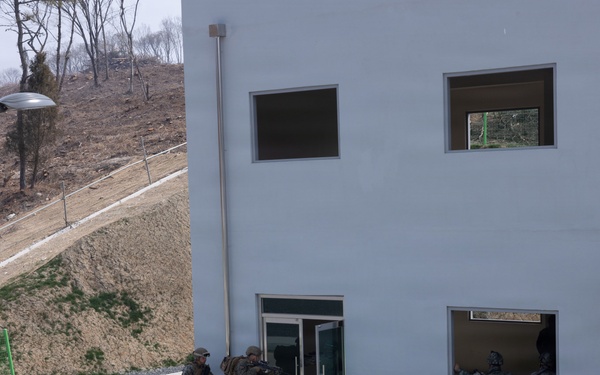 KMEP 26.1 |12th LCT’s Charlie Company Execute Urban Training