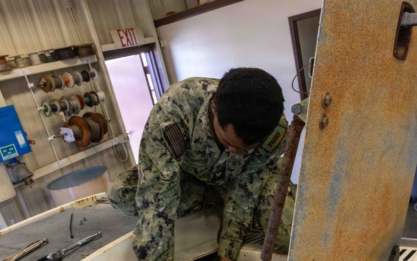 HSM-37 Completes Helicopter Advanced Readiness Program at PMRF