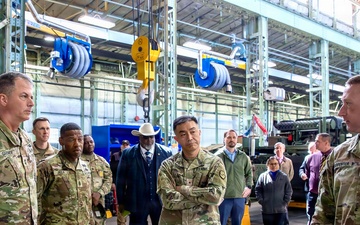 8th Theater Sustainment Command commanding general visits Republic of Korea, highlighting logistics readiness and alliance partnership