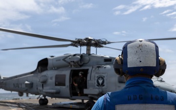 USS Truxtun Conducts Flight Quarters