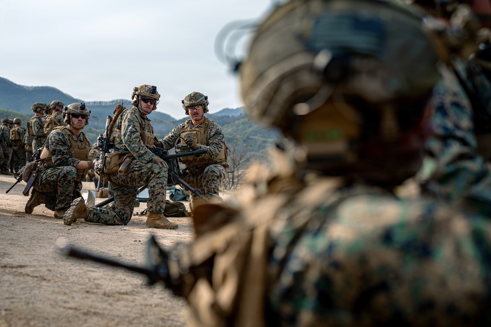 U.S. Marines Participate in a Machine Gun Range on Rodriguez Live Fire Complex