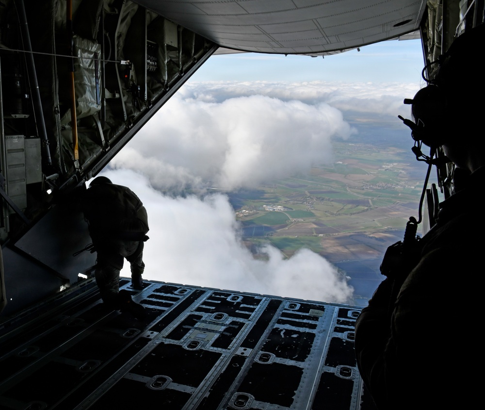 Exit Strategy: Air Commandos perform jump training