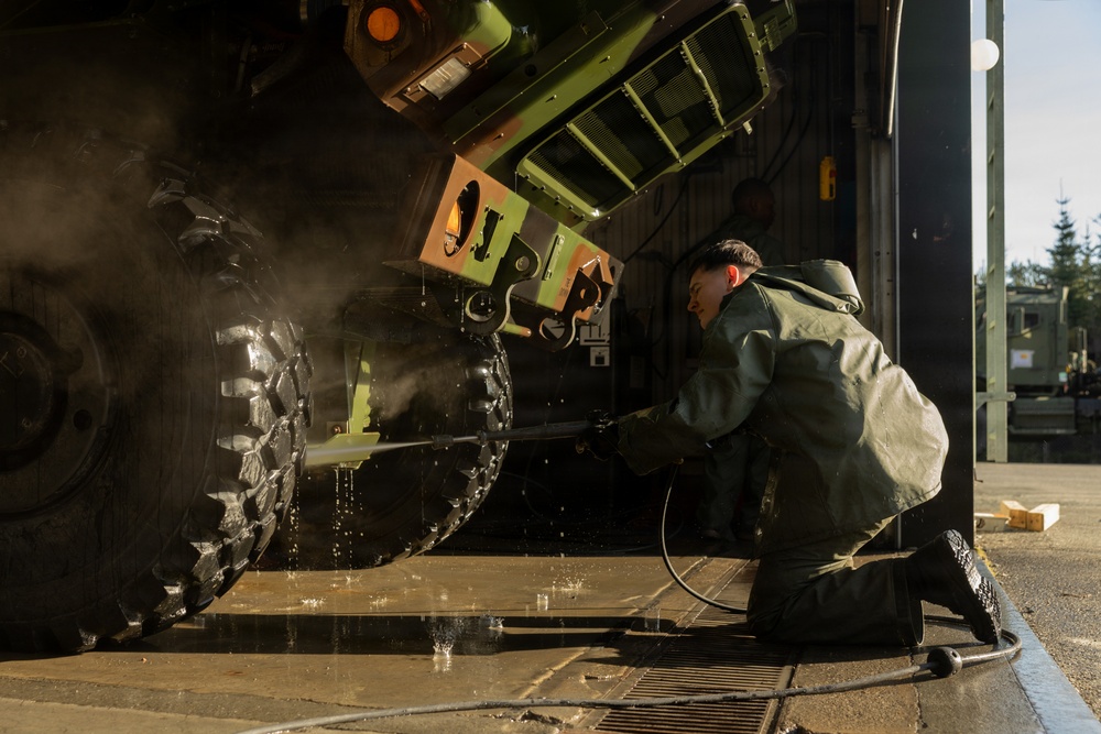 CORE26 | U.S. Marines Execute Cave Regeneration Operations after Arctic Exercise