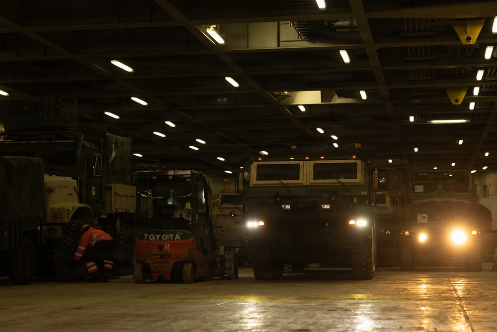 CORE26 | U.S. Marines Offload Ground and Logistical Equipment after Arctic Exercise