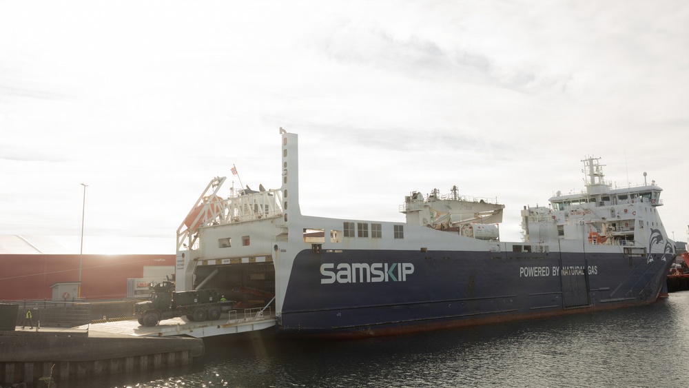 CORE26 | U.S. Marines Offload Ground and Logistical Equipment after Arctic Exercise