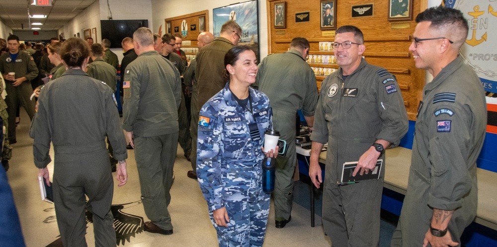 Patrol and Reconnaissance Squadron (VP) 30 Hosts CAG/NARG